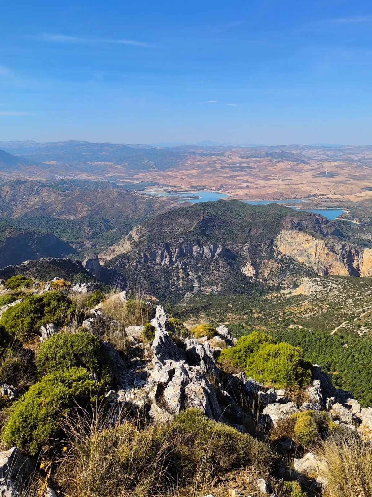 Panorama across the mountains and reservoirs of El Chorro from Pico Huma