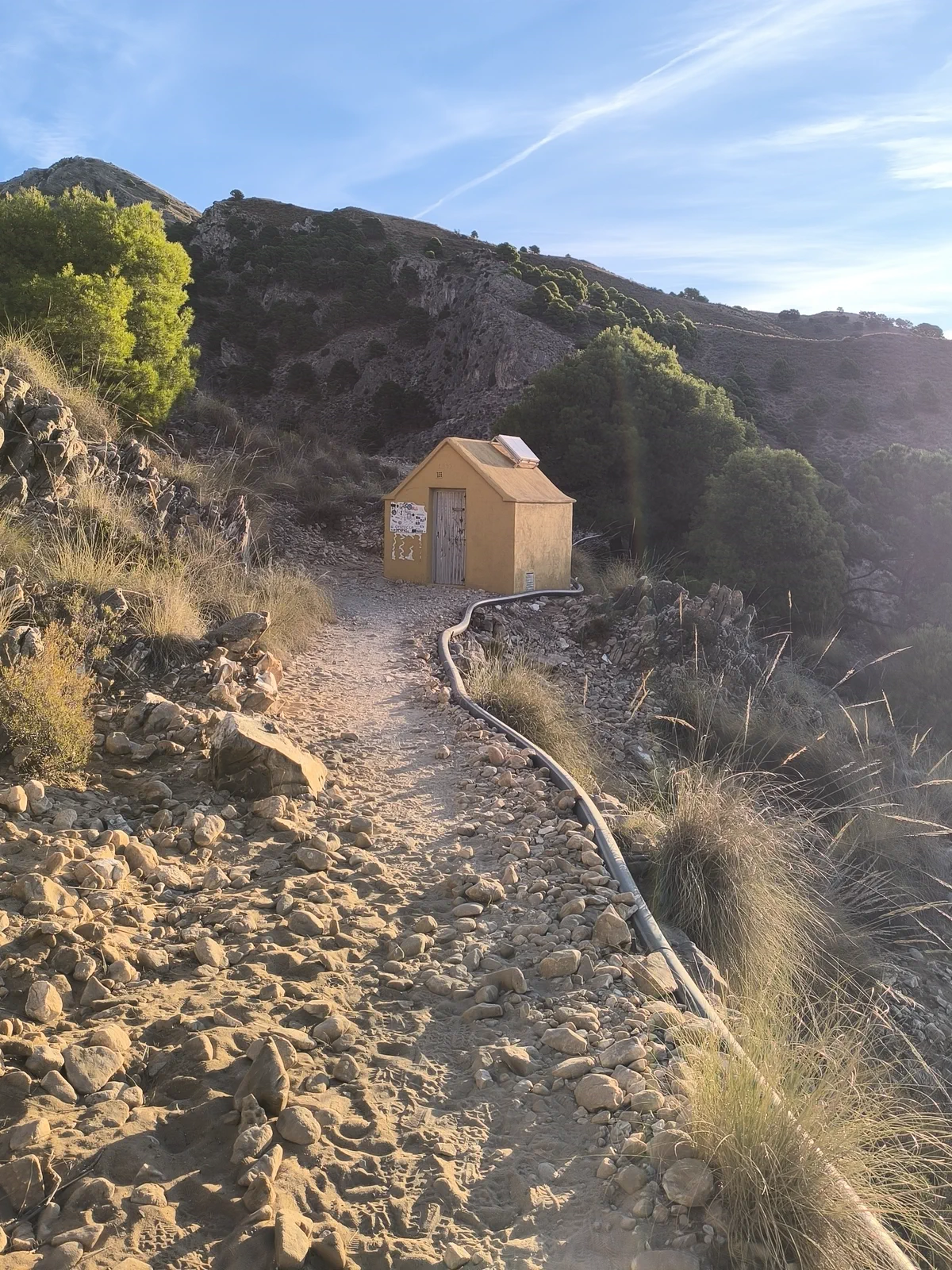 Small hut beside the Saltillo approach path